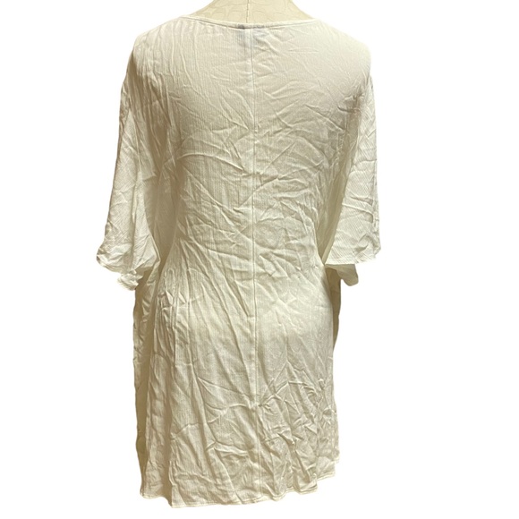 Torrid Flutter Sleeve Top Embroidered Tassel Ties Size 4 - Picture 6 of 9